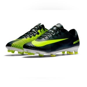Nike Mercurial Vapor XI CR7 FG Size 11 Men’s Soccer Shoes